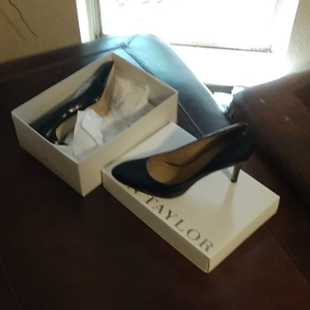 Shoe